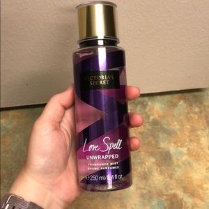 Victoria Secret Love Spell Unwrapped Body Spray